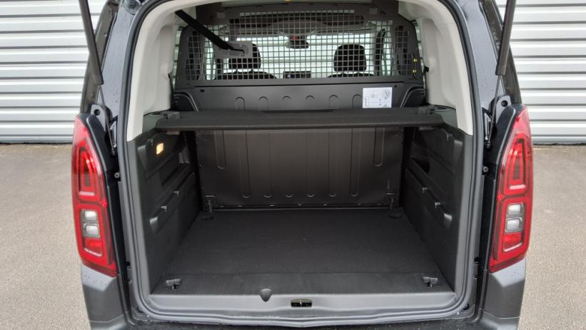 Aperçu du véhicule : BERLINGO Taille M BlueHDi 130 S&S EAT8 Max -N1