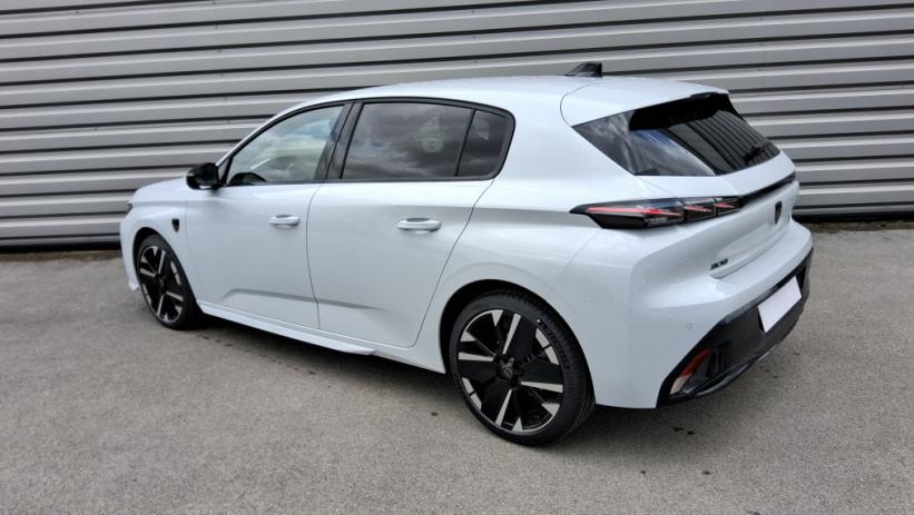 Aperçu du véhicule : 308 DIESEL BlueHDi 130ch S&S EAT8 GT