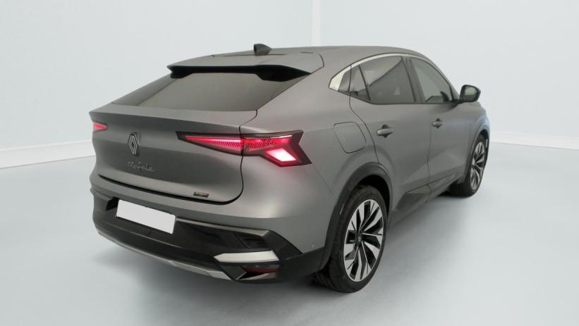Aperçu du véhicule : E-Tech full hybrid 200ch Techno