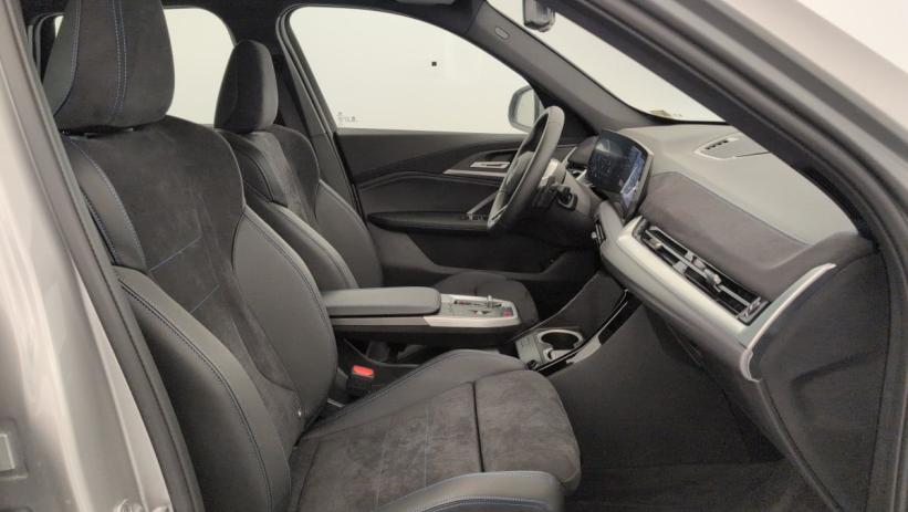 Aperçu du véhicule : SDRIVE 18D 150CH DKG7 M SPORT