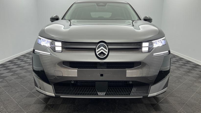 Aperçu du véhicule : Nouveau Hybrid 145 ch e-DCS6 Plus Gris Platinium avec 2200€ d'équipements inclus