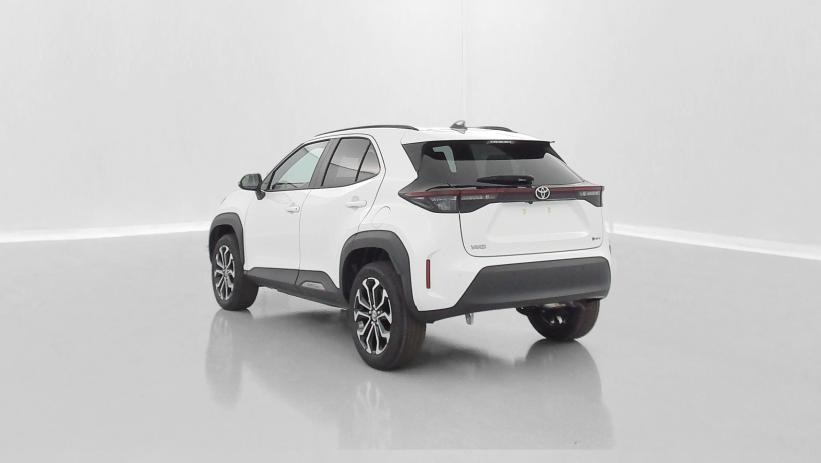 Aperçu du véhicule : 1.5 Hybride 130h Design e-CVT