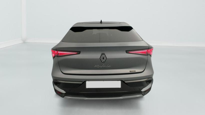 Aperçu du véhicule : E-Tech full hybrid 200ch Techno