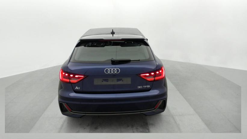 Aperçu du véhicule : 30 TFSI 116 CH S TRONIC 7 ADVANCED