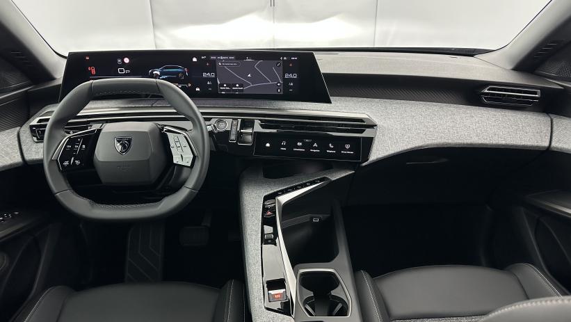 Aperçu du véhicule :  III 1.2 Hybrid 145ch Allure e-DCS6