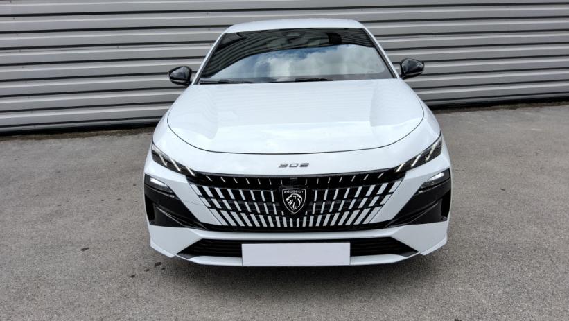 Aperçu du véhicule : 308 DIESEL BlueHDi 130ch S&S EAT8 GT