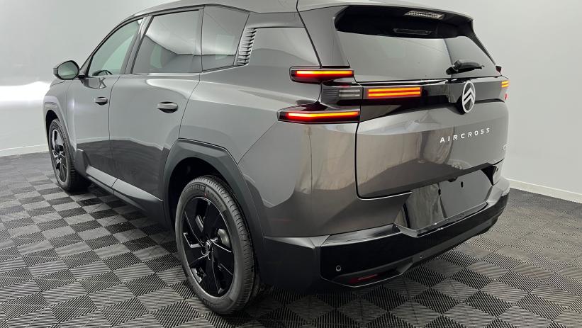 Aperçu du véhicule : Nouveau Hybrid 145 ch e-DCS6 Plus Gris Platinium avec 2200€ d'équipements inclus