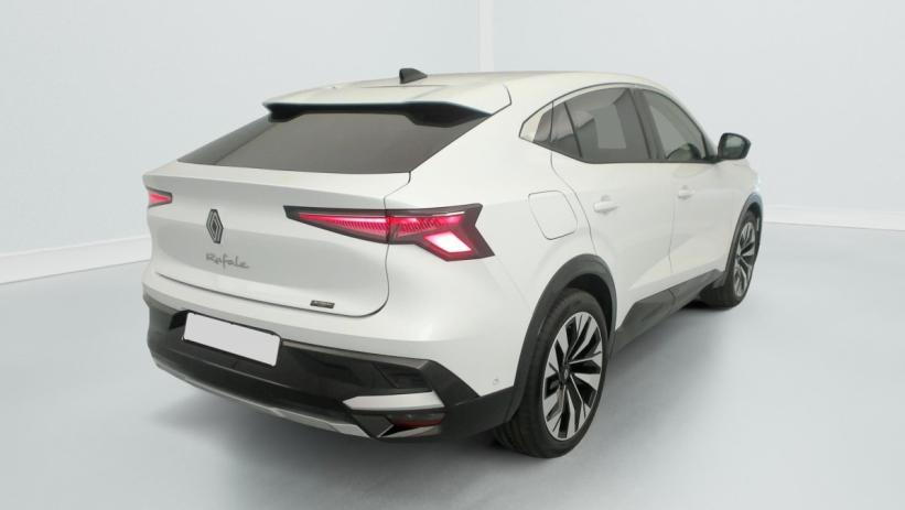 Aperçu du véhicule : E-Tech full hybrid 200ch Techno