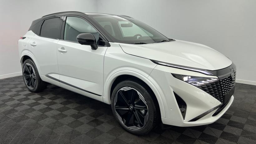 Aperçu du véhicule : Hybrid Nouveau e-Power Gen3 205 ch N-Design Blanc Nacré - Toit Noir avec 2350€ d'équipements inclus
