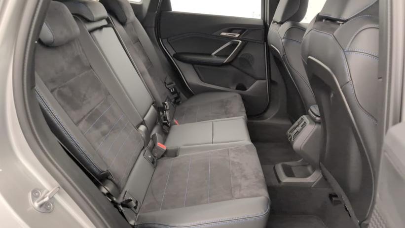 Aperçu du véhicule : SDRIVE 18D 150CH DKG7 M SPORT