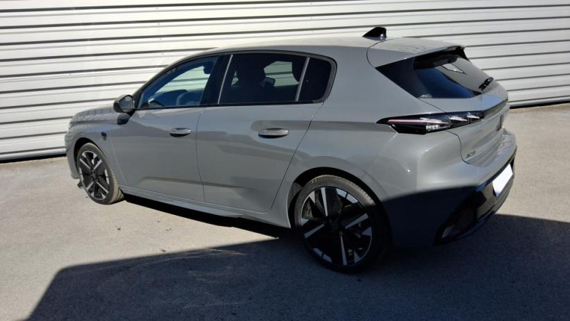 Aperçu du véhicule : 308 DIESEL BlueHDi 130ch S&S EAT8 GT