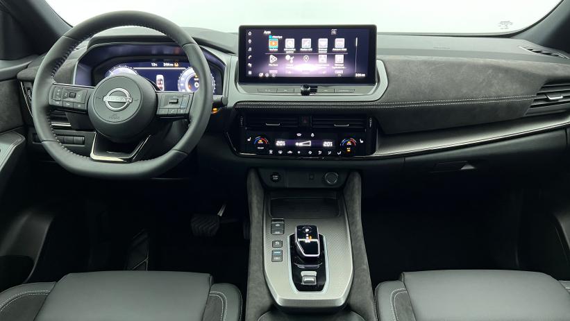 Aperçu du véhicule : Hybrid Nouveau e-Power Gen3 205 ch N-Design Vert Cayuga - Toit Noir avec 2350€ d'équipements inclus