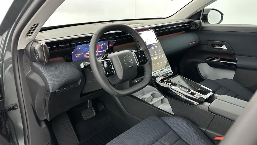 Aperçu du véhicule : 1.2 Hybrid 145ch Plus e-DCS6 