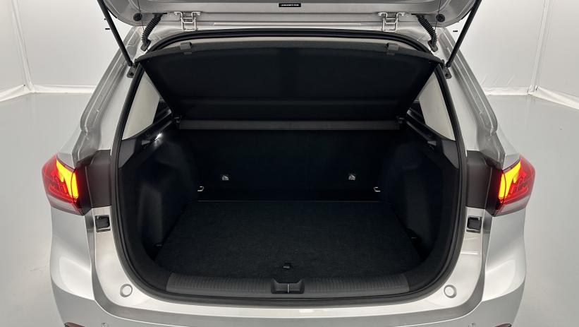 Aperçu du véhicule : 1.5 L Hybrid+ 197ch Standard