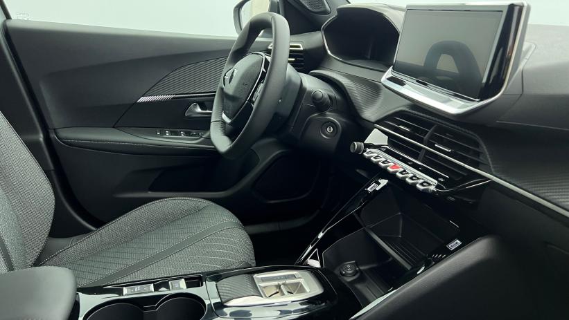 Aperçu du véhicule : Hybrid 145 e-DCS6 Allure Blanc Okénite avec 2150€ d'équipements inclus