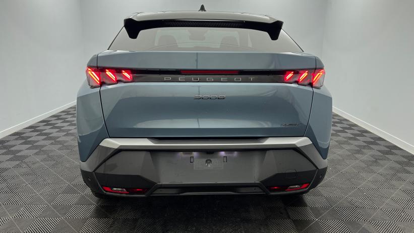 Aperçu du véhicule : Hybrid 145 e-DCS6 GT Bleu Ingaro avec 4320€ d'équipements inclus