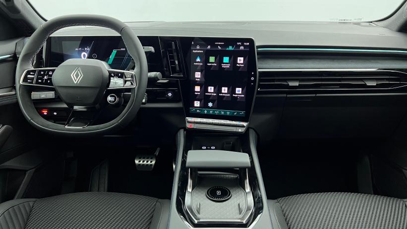Aperçu du véhicule : full hybrid E-Tech 200 ch Esprit Alpine Gris Schiste Satin - Toit Noir Etoilé avec 4800€ d'équipements inclus