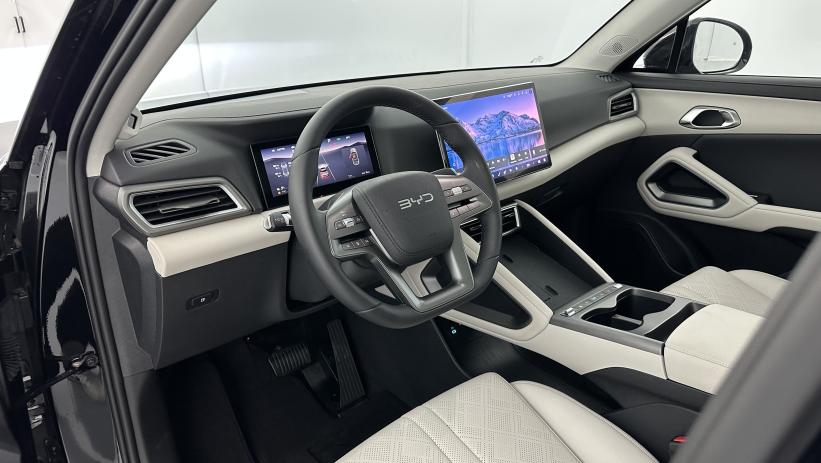 Aperçu du véhicule : 1.5 DM-i PHEV 212ch Boost