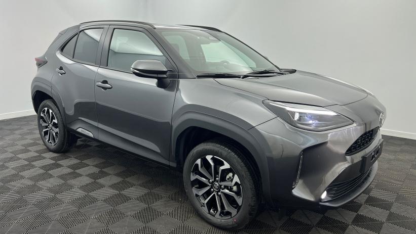 Aperçu du véhicule : Hybride 130ch 2WD Design Gris Atlas avec 2100€ d'équipements inclus