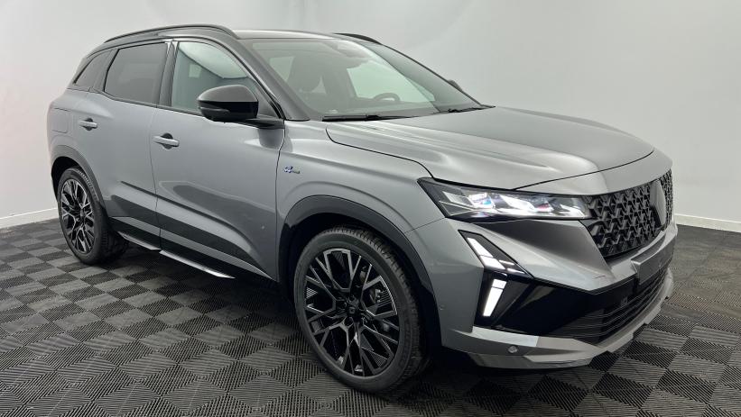 Aperçu du véhicule : full hybrid E-Tech 200 ch Esprit Alpine Gris Schiste - Toit Noir Etoilé avec 4000€ d'équipements inclus