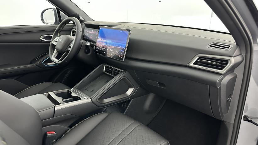 Aperçu du véhicule : 1.5 DM-i PHEV 212ch Boost