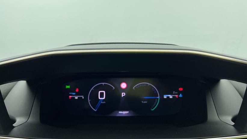 Aperçu du véhicule : Hybrid 145 e-DCS6 GT Blanc Okénite avec 1650€ d'équipements inclus